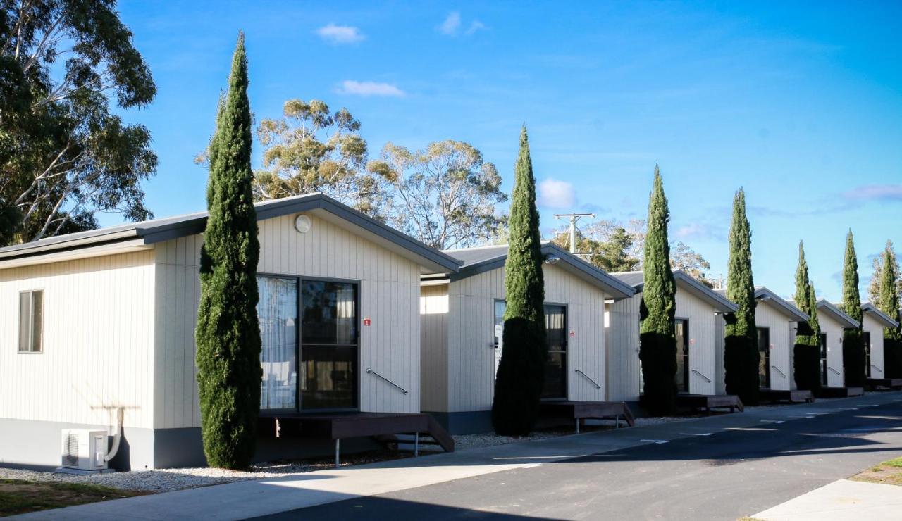 Отель Big4 Hobart Airport Tourist Park Cambridge Экстерьер фото