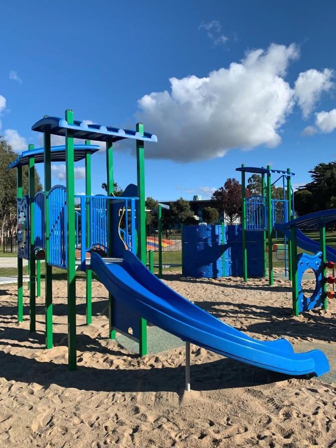 Отель Big4 Hobart Airport Tourist Park Cambridge Экстерьер фото