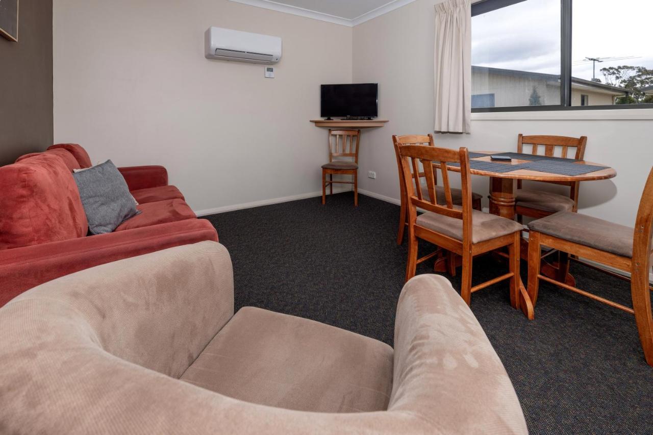 Отель Big4 Hobart Airport Tourist Park Cambridge Экстерьер фото