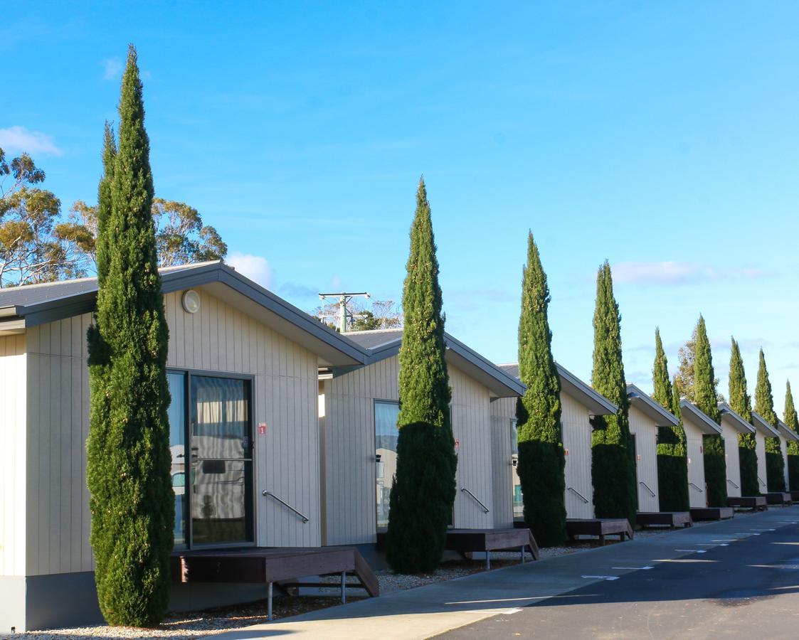 Отель Big4 Hobart Airport Tourist Park Cambridge Экстерьер фото