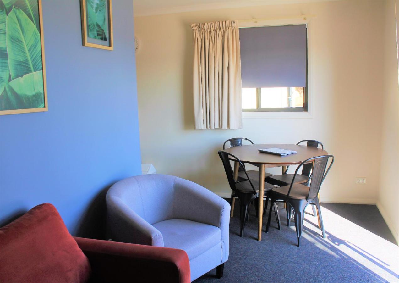 Отель Big4 Hobart Airport Tourist Park Cambridge Экстерьер фото